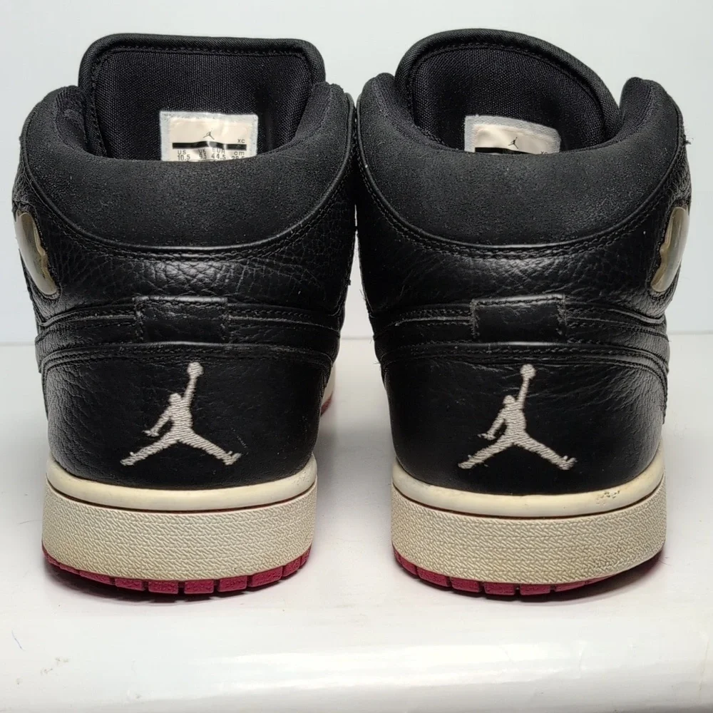 Nike Air Jordan 1 Retro 97 Red basketball high top sneakers men's size 10.5
